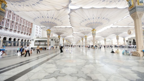 Book Umrah Packages from New York | Umrah Travel Agency